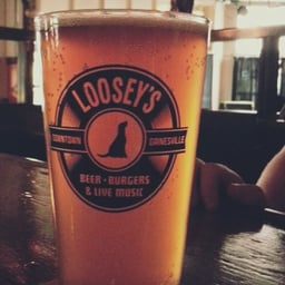 Loosey's